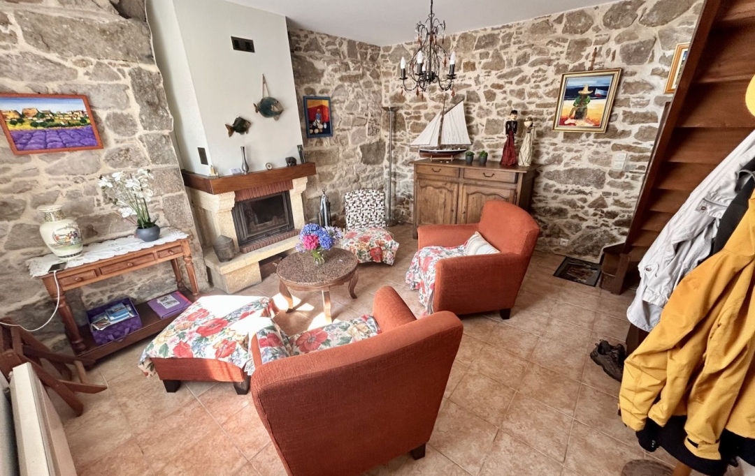 Agence Coté Immo : Apartment | TREGASTEL (22730) | 85 m2 | 230 000 € 